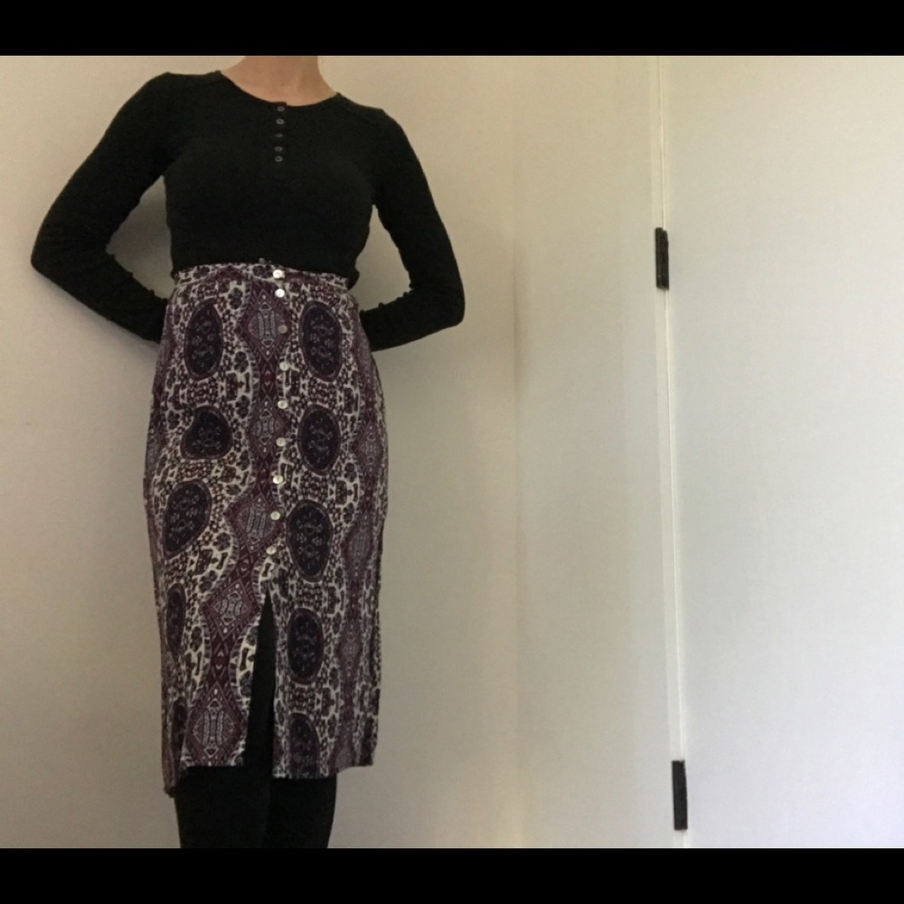 Forever 21 Paisley Print Mindi Skirt - Picture 9 of 12